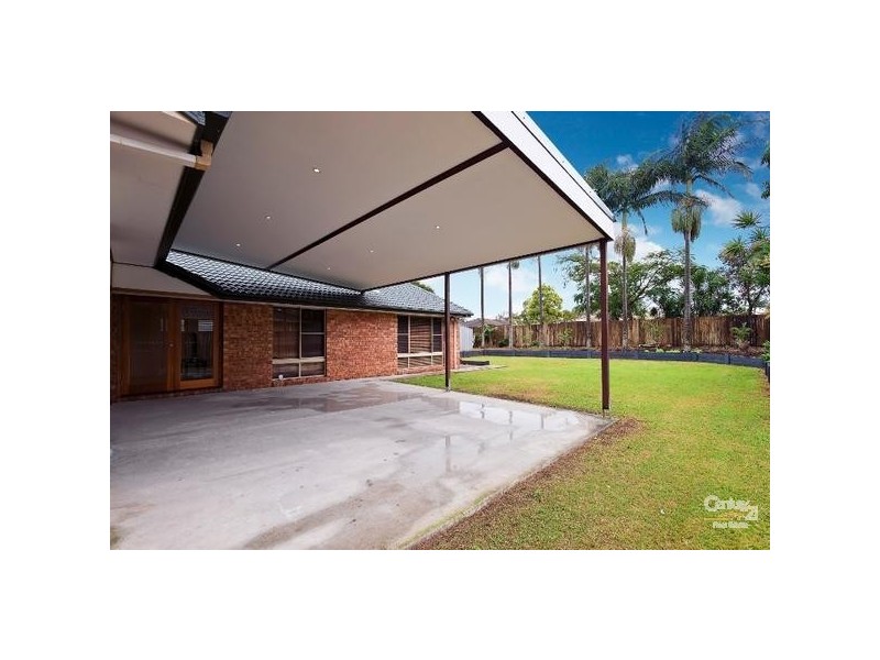 36 Karawatha Drive, Mountain Creek QLD 4557