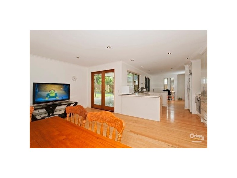 36 Karawatha Drive, Mountain Creek QLD 4557