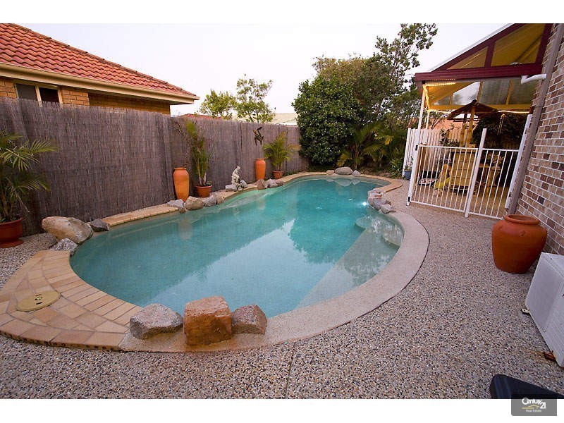 26 Glenfields Boulevard, Mountain Creek QLD 4557