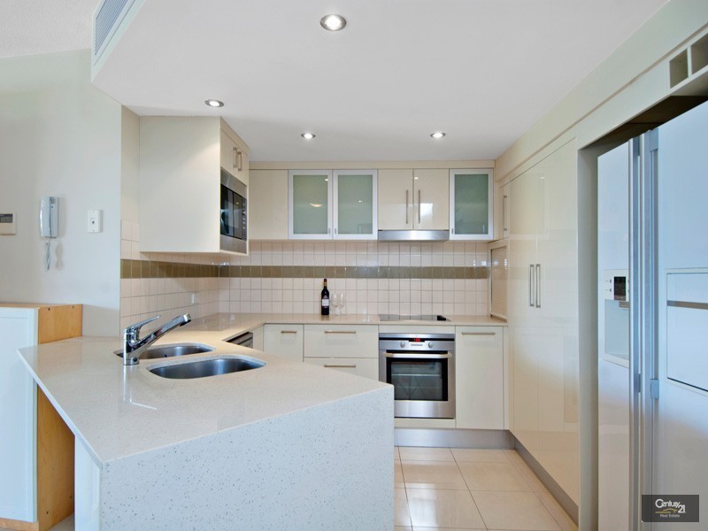 2/39 Kingsford Smith, Maroochydore QLD 4558