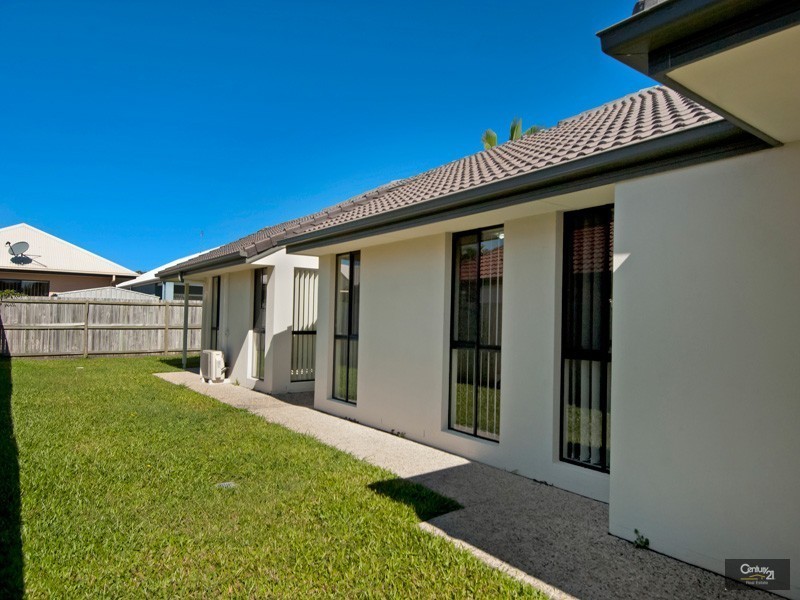 15 Linacre Street, Sippy Downs QLD 4556