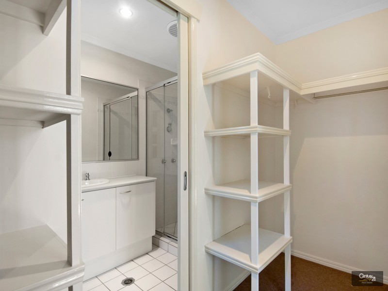 15 Linacre Street, Sippy Downs QLD 4556