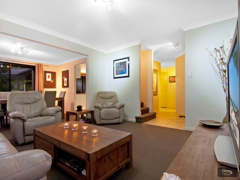 8 Coho Court, Mountain Creek QLD 4557
