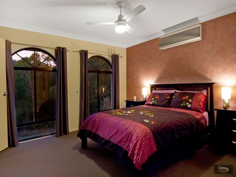 8 Coho Court, Mountain Creek QLD 4557