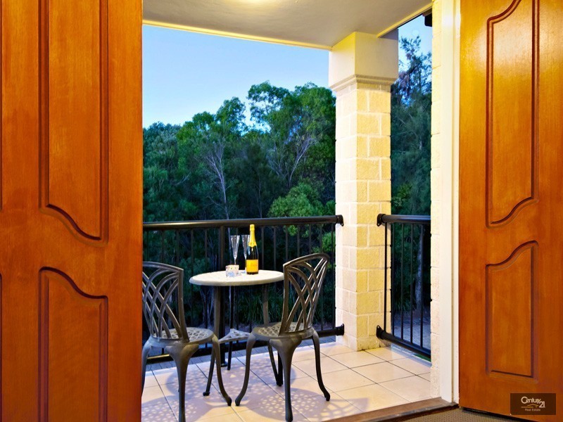 8 Coho Court, Mountain Creek QLD 4557