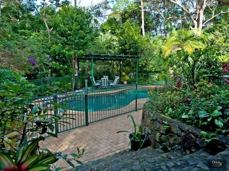 5 Rita Court, Tanawha QLD 4556