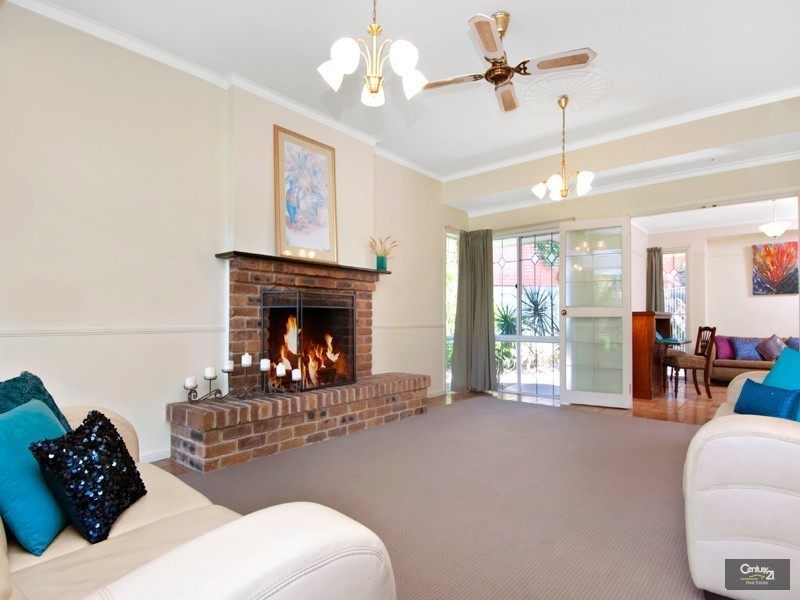 21 Garema Court, Mountain Creek QLD 4557