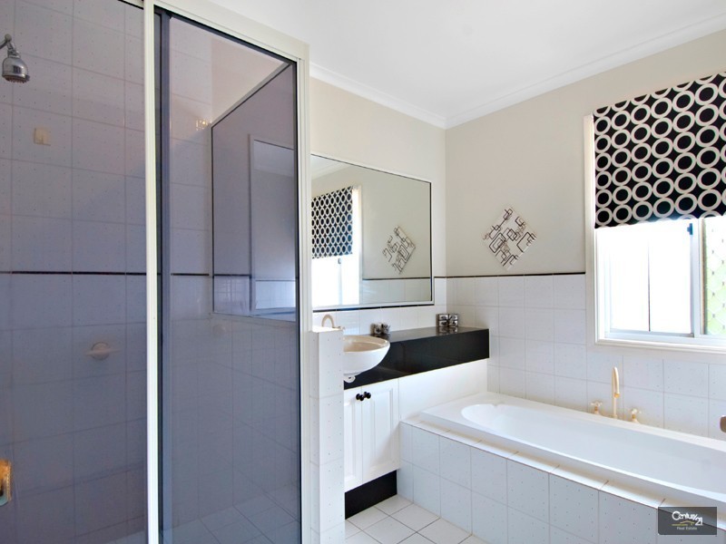 21 Garema Court, Mountain Creek QLD 4557