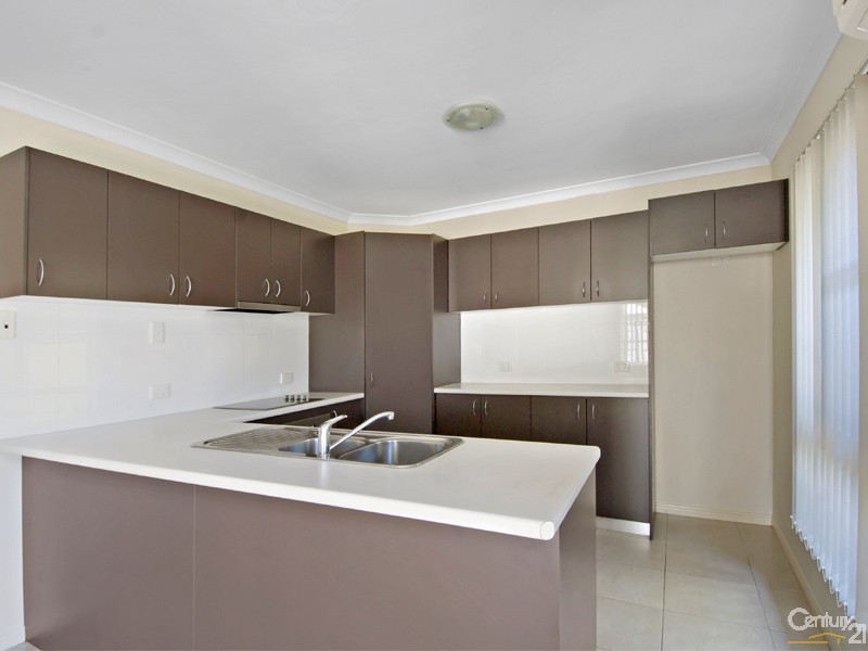 11 Ribbonwood Street, Sippy Downs QLD 4556