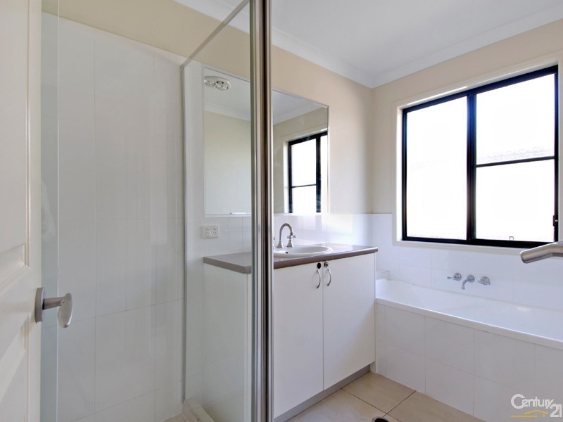 11 Ribbonwood Street, Sippy Downs QLD 4556