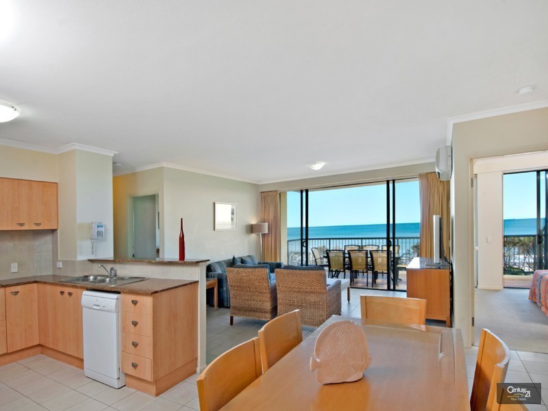 615/102 ‘Newport At Seaforth’ Alexandra Parade, Alexandra Headland QLD 4572