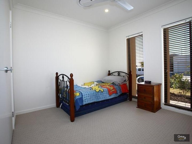 4 Wake Court, Birtinya QLD 4575