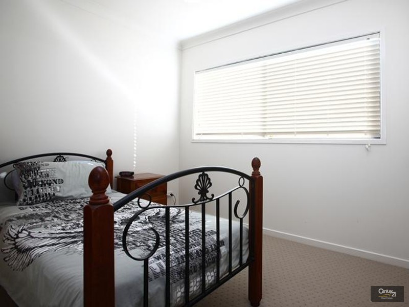 4 Wake Court, Birtinya QLD 4575