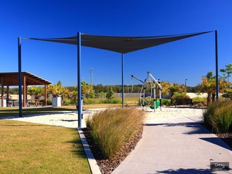 4 Wake Court, Birtinya QLD 4575