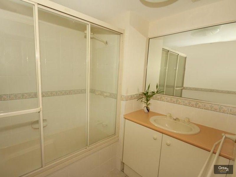 2/166 Mooloolaba Road, Buderim QLD 4556