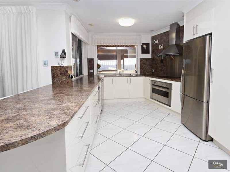 2 Fern Court, Buderim QLD 4556