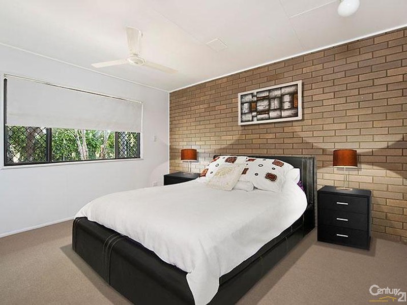 1/1 Kennedy Parade, Golden Beach QLD 4551