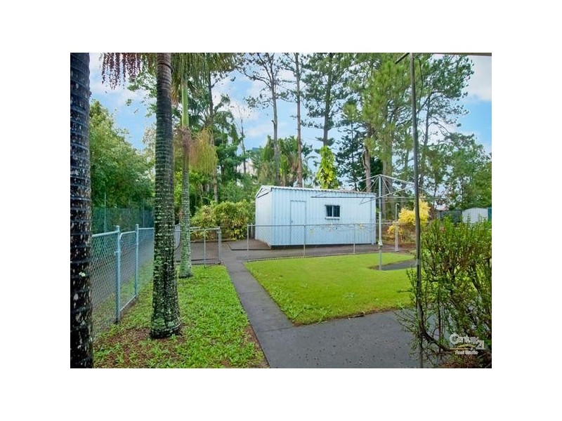 2/1 Kennedy Parade, Golden Beach QLD 4551