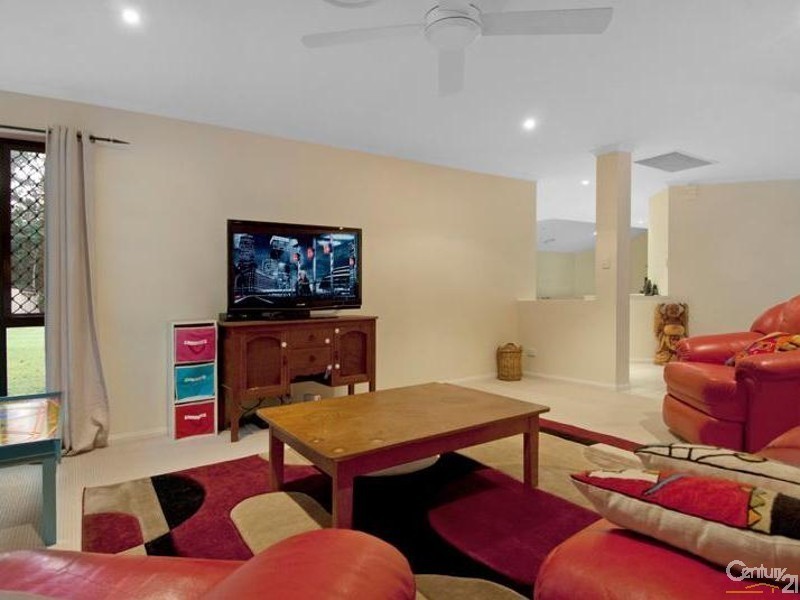 128 Stringybark Road, Buderim QLD 4556