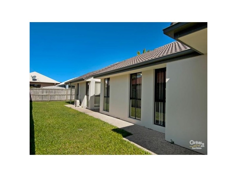 15 Linacre Street, Sippy Downs QLD 4556