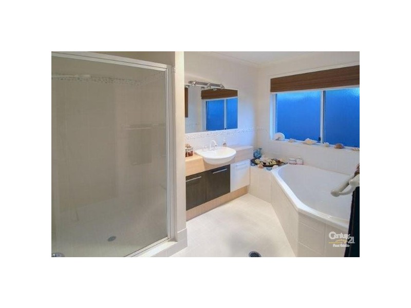 11 Connors Close, Buderim QLD 4556