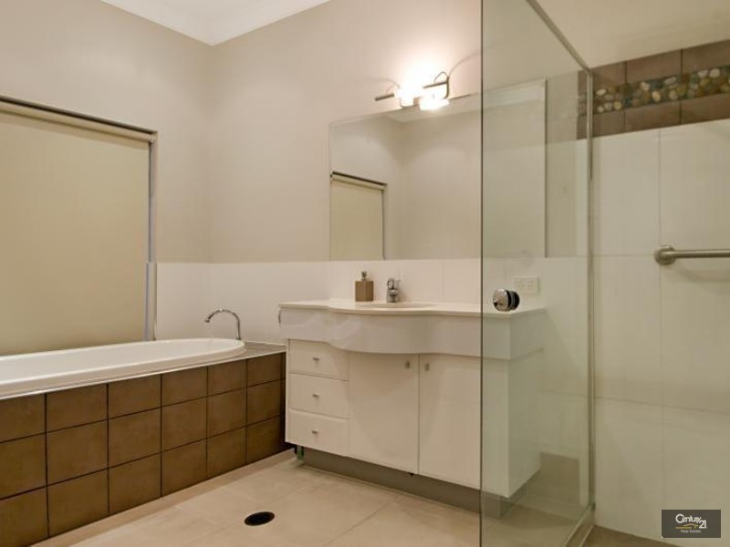 1 Springbrook Grove, Buderim QLD 4556