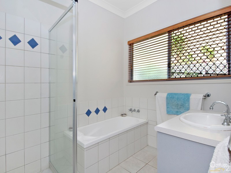 33 Martins Creek Road, Buderim QLD 4556