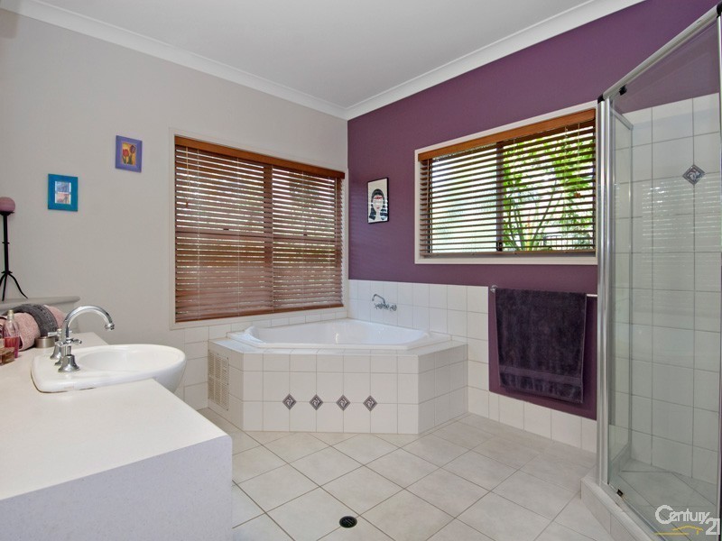 33 Martins Creek Road, Buderim QLD 4556