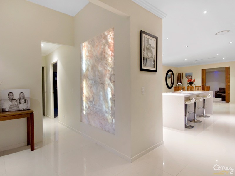 24 Centenary Crescent, Maroochydore QLD 4558