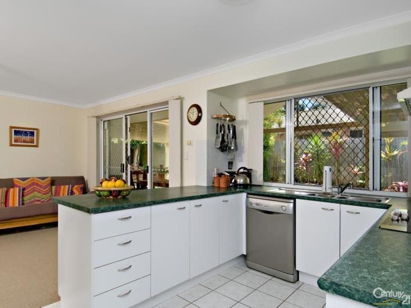 242 Karawatha Drive, Buderim QLD 4556