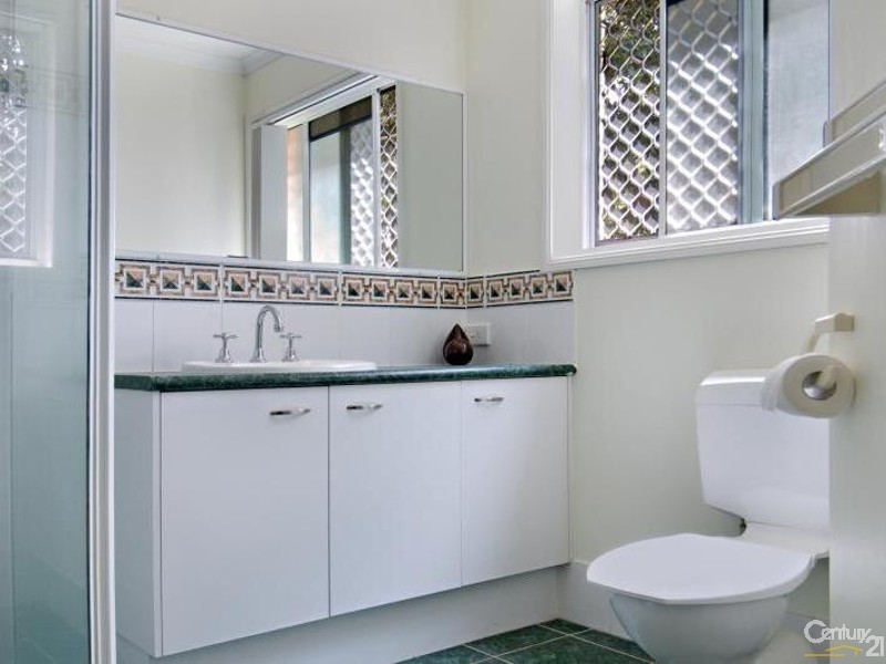 242 Karawatha Drive, Buderim QLD 4556