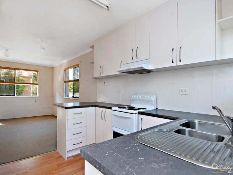 4/36 Jarnahill Drive, Mount Coolum QLD 4573