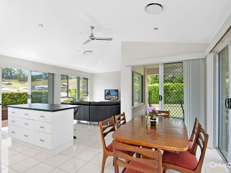 6 Ridgeview Place, Woombye QLD 4559