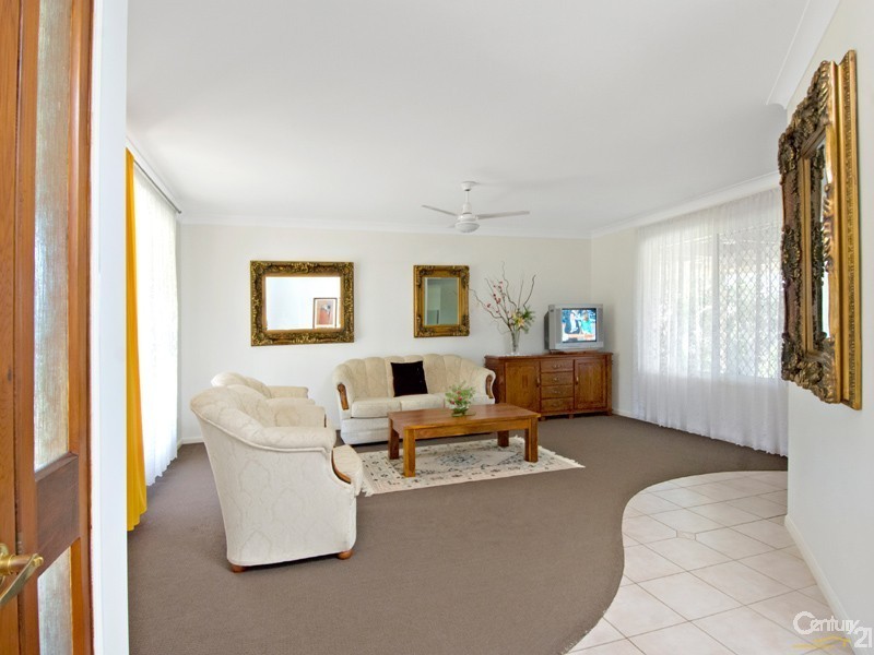 8 Eagleview Court, Woombye QLD 4559