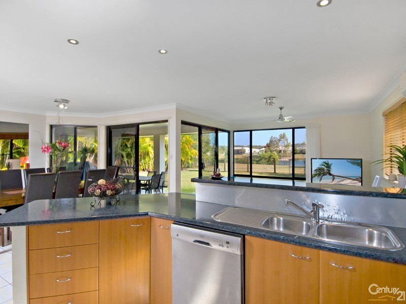 102 Albany Street, Sippy Downs QLD 4556