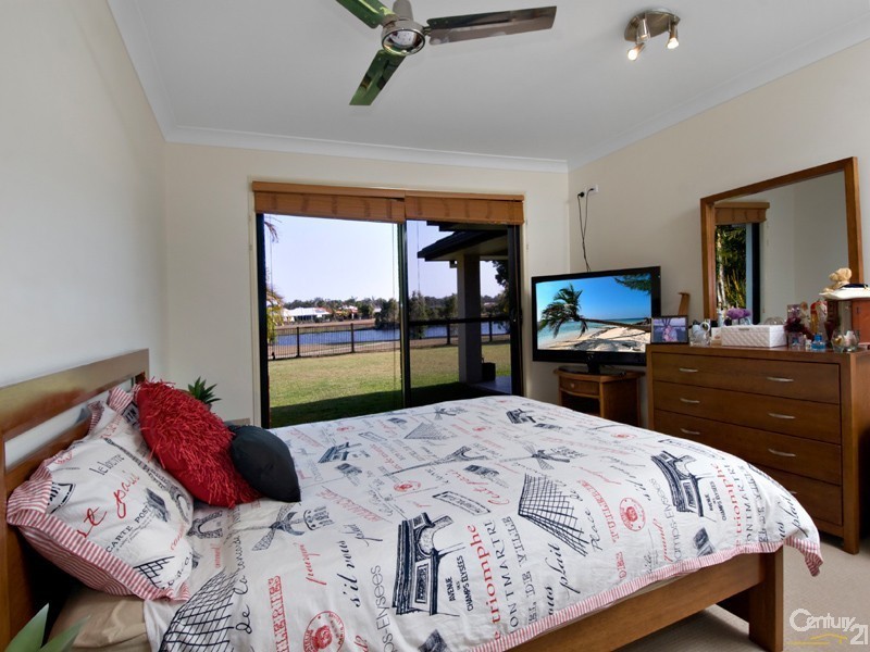 102 Albany Street, Sippy Downs QLD 4556