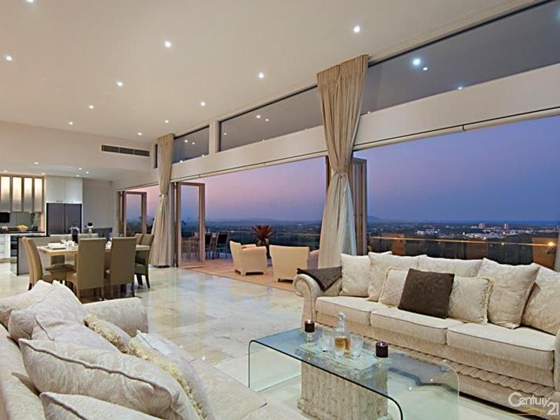 11 Rim Road, Buderim QLD 4556