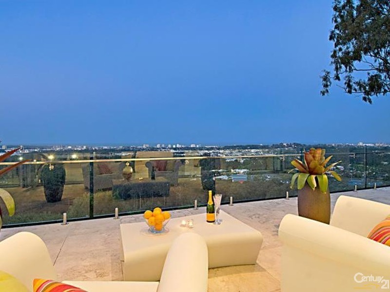 11 Rim Road, Buderim QLD 4556