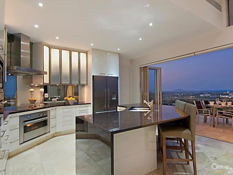 11 Rim Road, Buderim QLD 4556