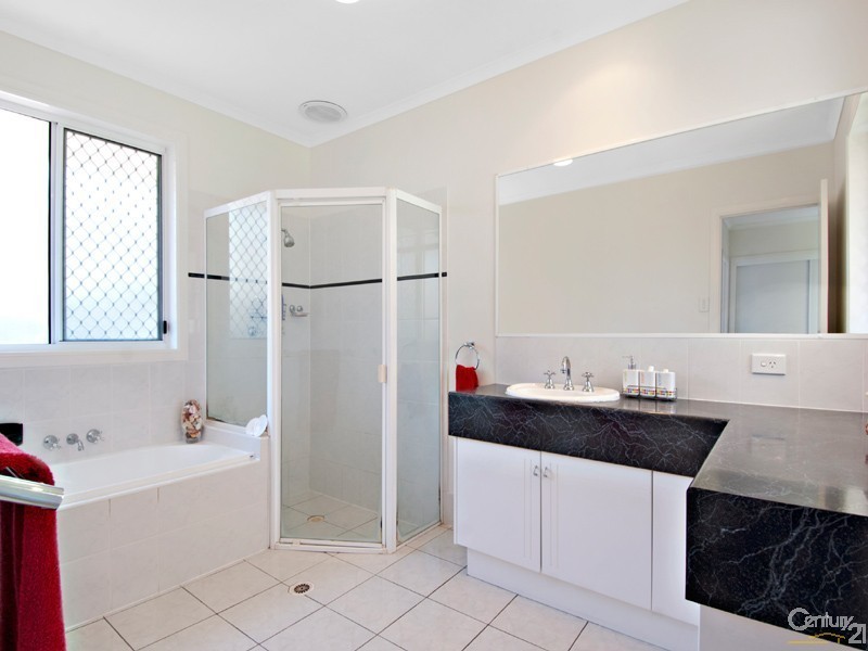 105 Karawatha Street, Buderim QLD 4556