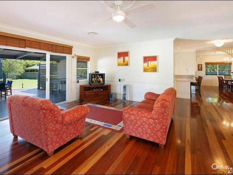 18 Walgarri Drive, Buderim QLD 4556