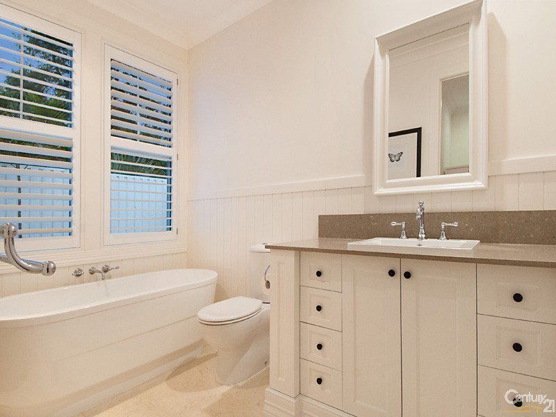 12 Sanctuary Grove Drive, Buderim QLD 4556