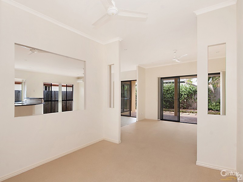 20 Somerville Crescent, Sippy Downs QLD 4556