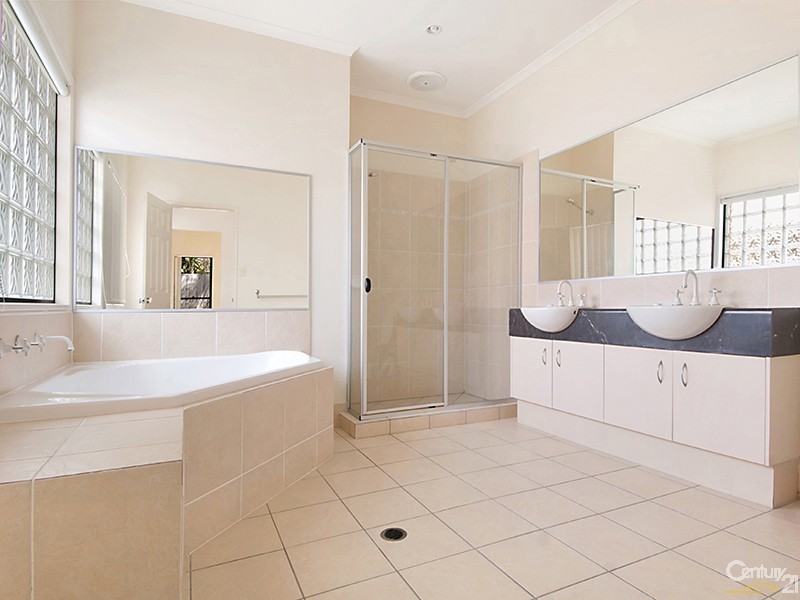 20 Somerville Crescent, Sippy Downs QLD 4556