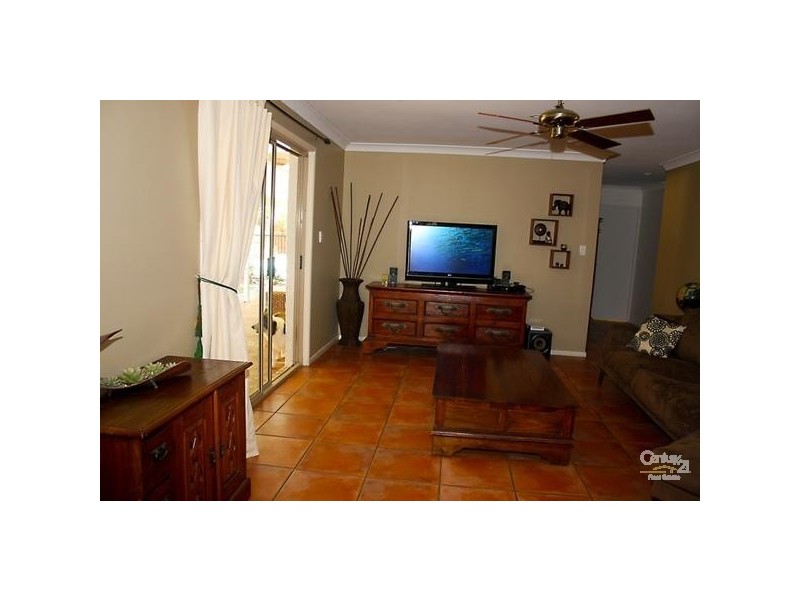 246 Karawatha Drive, Mountain Creek QLD 4557