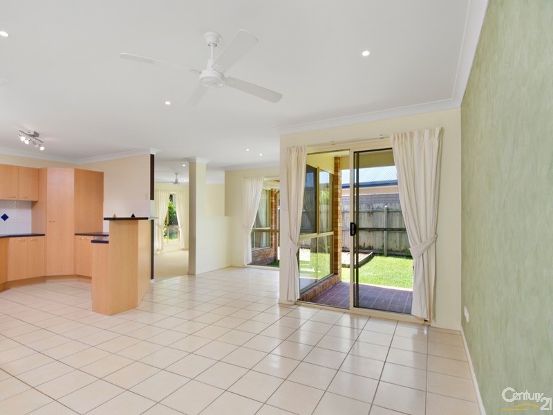 8 Buderim Glen Drive, Buderim QLD 4556