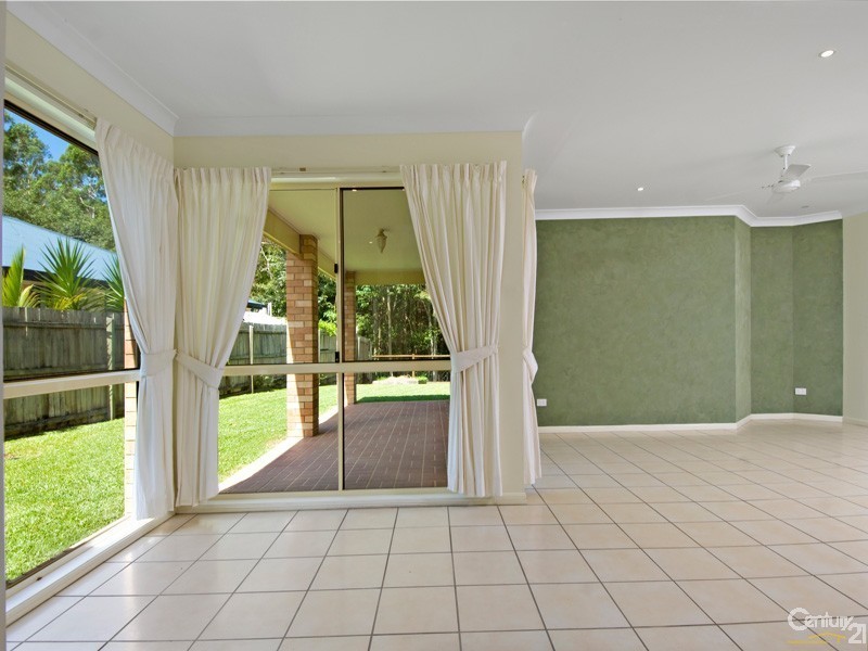 8 Buderim Glen Drive, Buderim QLD 4556