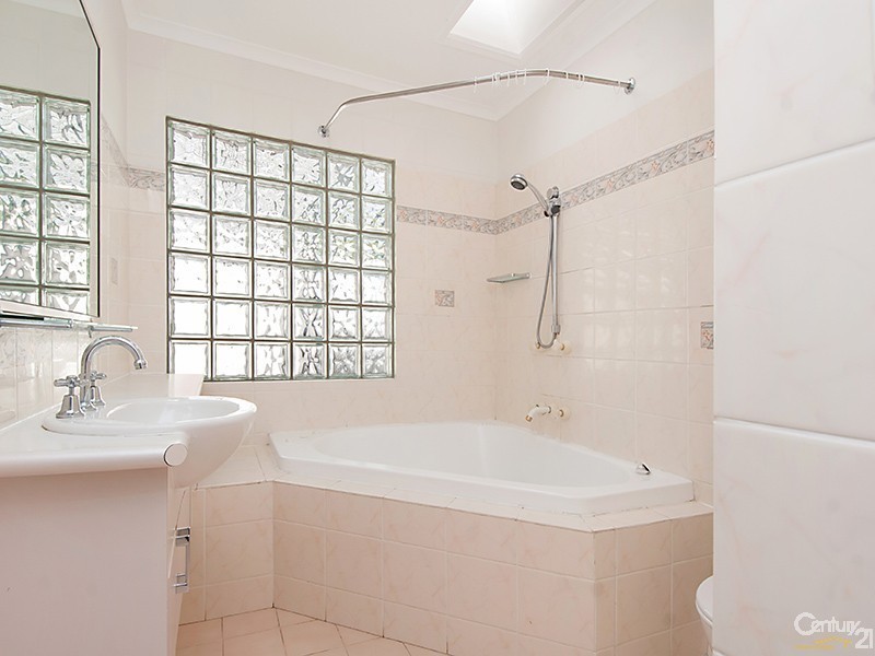 243 Mooloolaba Road, Buderim QLD 4556