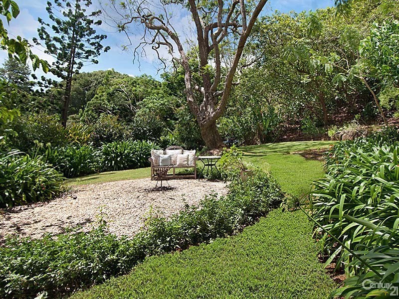 2 Quiet Valley Crescent, Buderim QLD 4556