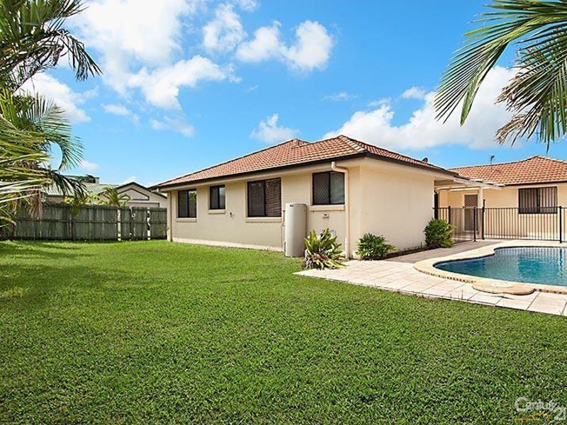 15 Bernheid Crescent, Sippy Downs QLD 4556